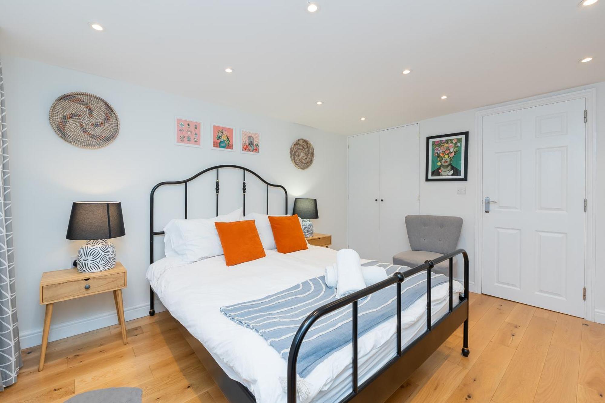 בריסטול The Old Wire Factory - 2 Bed, Close To City Centre, Fast Wifi, Comfortable Home From Home מראה חיצוני תמונה